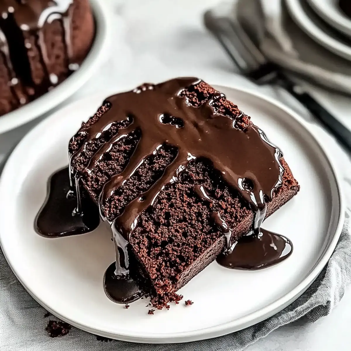 Decadent Chocolate Pound Cake That's Moist and Irresistible 3 2428cc60 3928 47a4 8f5d 18576e8d24ccbl onupaw