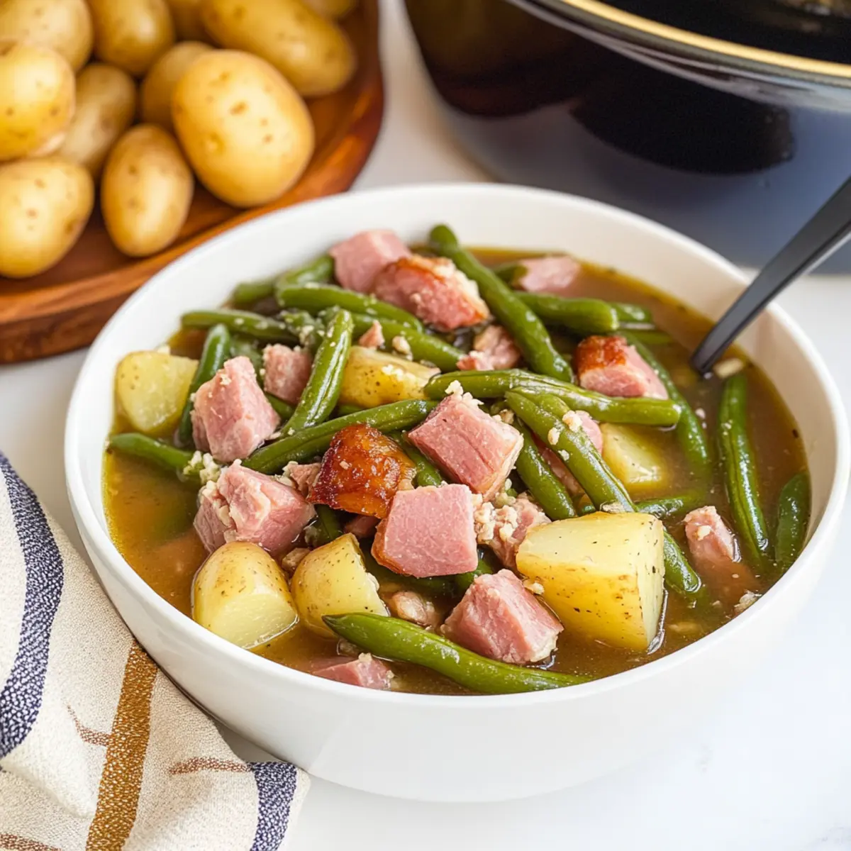 Crockpot Ham and Green Beans for Effortless Weeknight Dinners 3 5c1db459 e7b4 4c35 b39c 05e9615699fcbl k2vppj