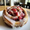 strawberry cinnamon rolls