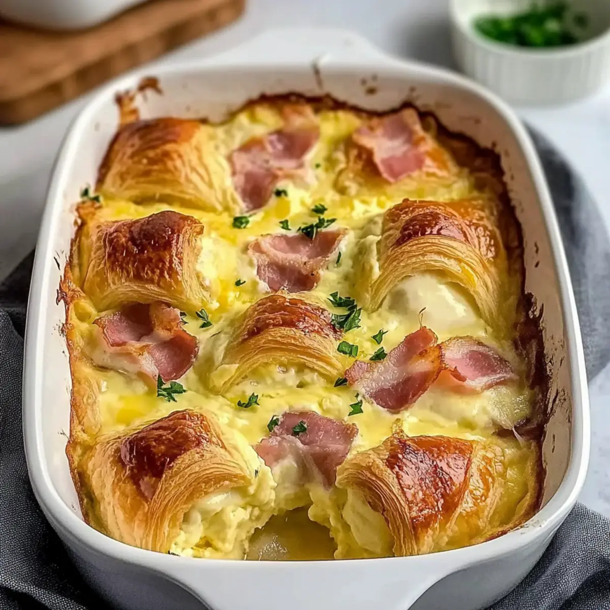 Irresistible Eggs Croissant Breakfast Casserole for Brunch Bliss 5 Eggs Croissant Breakfast Casserole